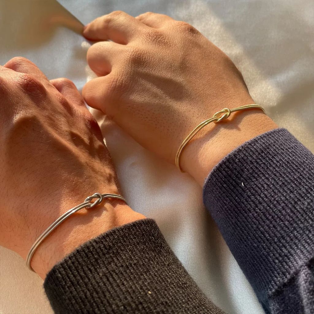 Pulseira Minimalista Nó