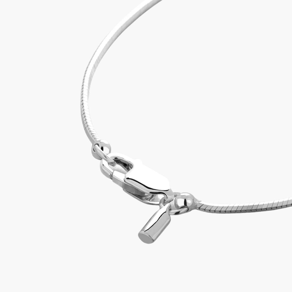 Colar Octagon Com Etiqueta