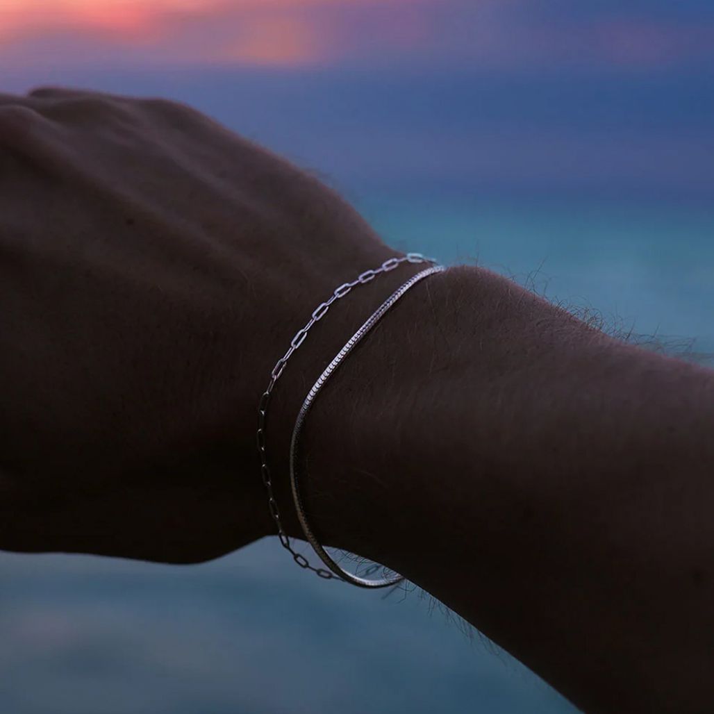 Pulseira Clip Minimalista com Etiqueta
